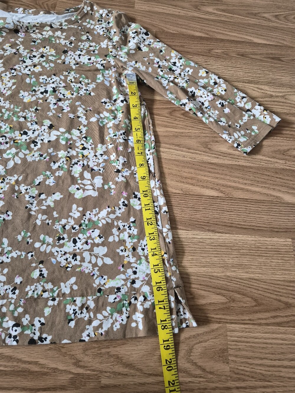 J. Jill Luxe Supima Crew-Neck Tunic Floral Quarter Sleeve Shirt - Picture 5 of 7